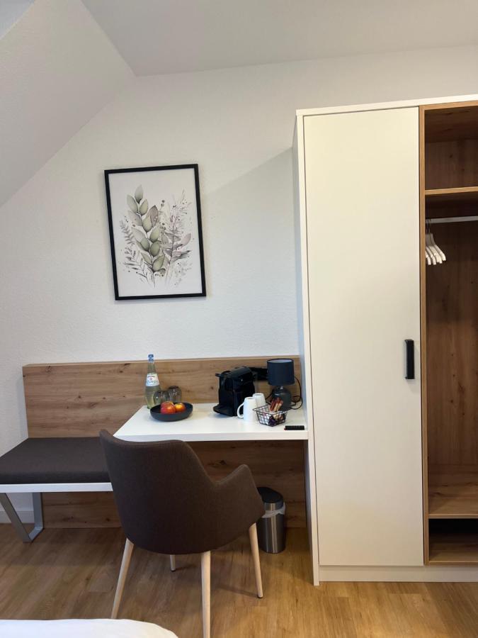 Vorgebirgsblick - Restaurant Biergarten Gaestehaus Bornheim  Exteriör bild