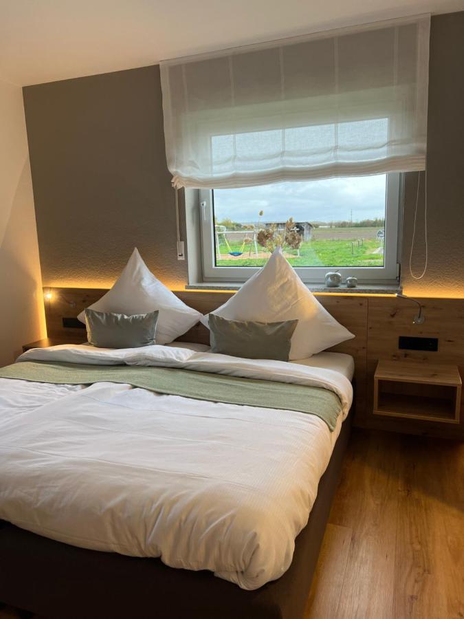 Vorgebirgsblick - Restaurant Biergarten Gaestehaus Bornheim  Exteriör bild