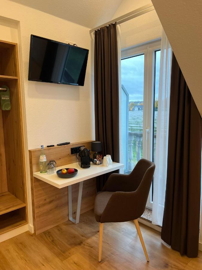 Vorgebirgsblick - Restaurant Biergarten Gaestehaus Bornheim  Exteriör bild